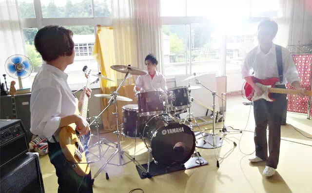 長南東小学校スタジオにて-撮影風景