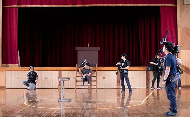 長南東小学校スタジオ 撮影風景