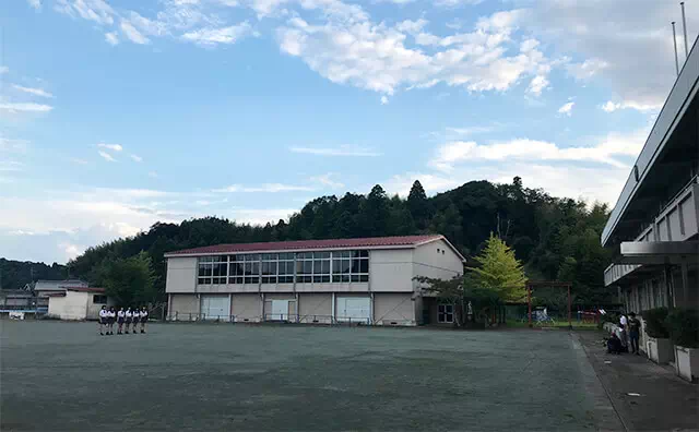 長南東小学校スタジオグラウンド