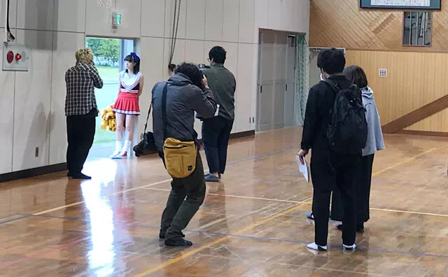 体育館で撮影
