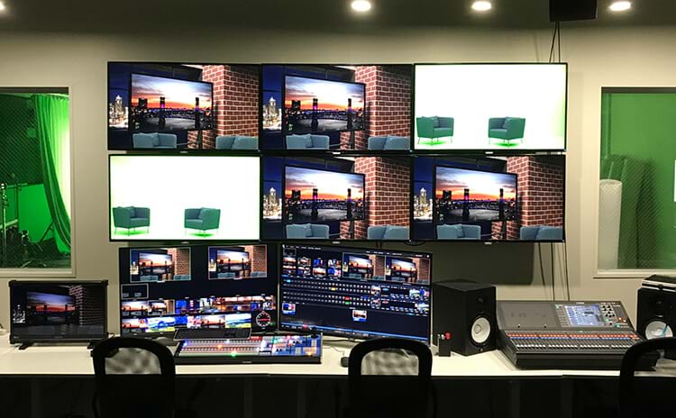 トライキャスターがあるコントロールルーム